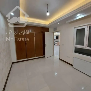 فروش آپارتمان دو خوابه/صادقیه/فردوس شرق