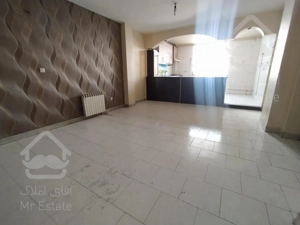 75 متر 2 خواب طبقه اول با پارکینگ اشرفی