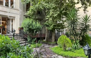 آپارتمان ۱۵۰ متری دنج و دلباز ۳ خوابه