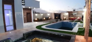 باغ ویلا۵۰۰مترشیک۱۳۰متربنا فول امکانات،