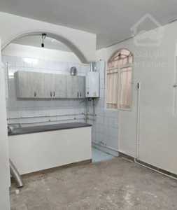 اجاره آپارتمان ۳۰ متری ۱ خوابه طبقه ۱ در طیب