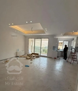 ۱۱۱متر آپارتمان سه خواب صادقیه