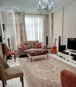 ۵۰متر تکواحدی جنوبی با پارکینگ / هفت چنار ، نوری