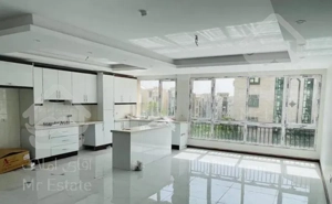 اپارتمان ۱۲۰متری نوساز کلید نخورده