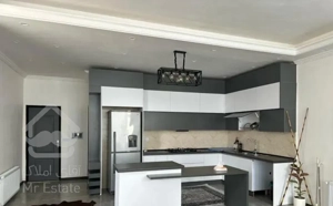 90 متر / فول امکانات/ اصیل و تاپ لوکیشن طرشت