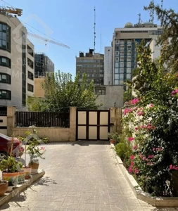 میدان ولیعصر171متر چهارخواب تک واحدی فول امکانات