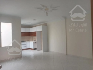 آپارتمان دوخواب در خیابان استادمعین