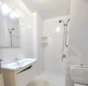 آپارتمان ۱۰۰ متری/۲ خوابه//ویو کل تهران