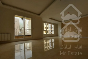 ظفر،121متر،کم واحد،بدون دیوار مشترک