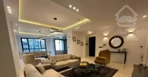 104متری /فول امکانات/ سه خواب /قلب صادقیه