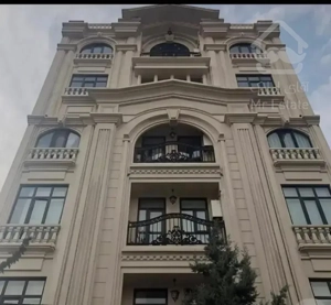 ۱۴۰ متر ۳ خواب  (ساقدوش)