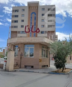 معاوضه یک واحد آپارتمان با منزل ویلایی دوطبقه