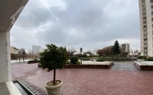 ۱۸۰ متر ۳ خواب /برج های شهرک غرب