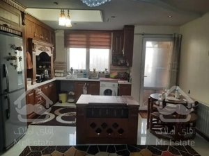 زیر قیمت منطقه ، ۹۳ متر ۲ خواب ، فول امکانات ، بلوار فردوس غرب