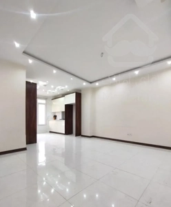 ۶۲ متری/ رو به آفتاب/نفت/ بازسازی شده/سرمایه گذاری