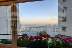 برج مدرن، ویو شهر و کوه، از همه طرف نور،۱۱۸ متر