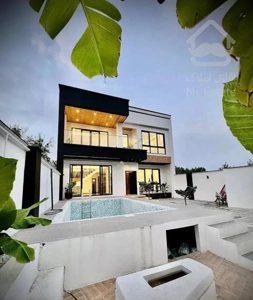 مدرن استخردار لاکچری‌ با دسترسی راحت/ سند