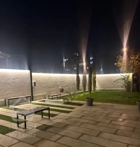 ( آپارتمان ۲۴۰ متر - ۱۰۰ متر حیاط اختصاصی - سجاد)