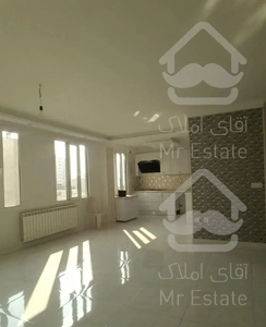 ۹۲ متر بلوار شهرزاد طبقه آخر