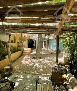 اجاره ویلا سنتی جکوزی سرپوشیده