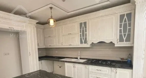 آپارتمان۱۱۰متری/کلیداول/روبه خیابان/سندآماده/اکبری