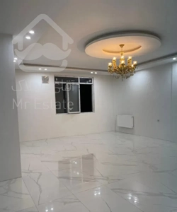 صفر،122متری،شیک،نوردار،مفتح چهار ساختمان گلدن اپل