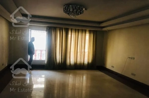 ۱۶۷ متر،  ۹۰ متر قدرالسهم، شمال کاخ