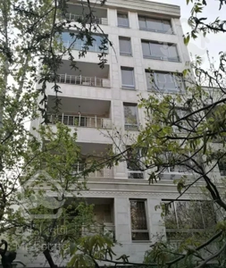 زعفرانیه، آپارتمان ۳۰۰ متری با ویوی مشجر و زیبا