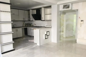 اپارتمان۸۴متراردلان روبه افتاب(مال)