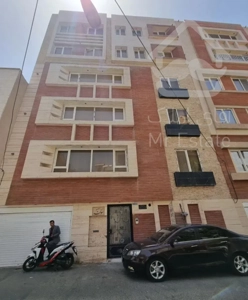 ۶۴ متری با پارکینگ و آسانسور نیروهوایی