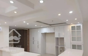 واحد ۱۲۰ متری اوایل کیان اباد شرقی \ رهن محدود