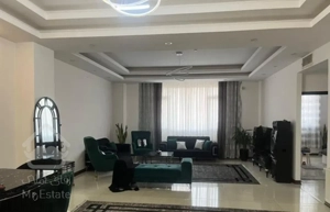 ۹۰ متر ۲ پارکینگ سندی غرق نور