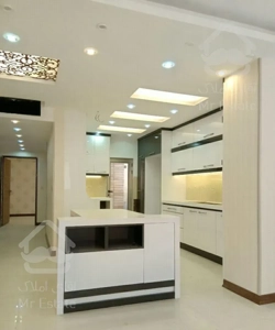 آپارتمان ۱۳۰متری شیک و مدرن ۲خوابه چهارباغ