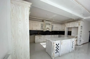 اپارتمان200متری/صفر/دو واحدی/فول امکانات