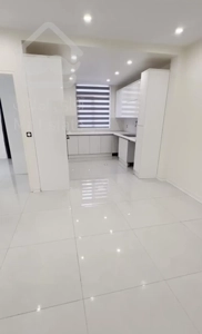 مشابه کلید نخورده ۶۵ متر + ۵۰ متر تراس