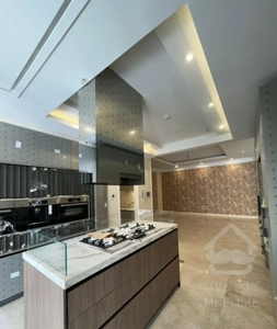 فروش آپارتمان ۳۵۴ متری ۴ خوابه در زعفرانیه