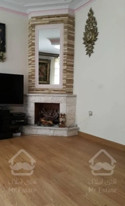 ۸۰متر موقعیت اداری خ حافظ روبه رو بورس(املاک کالج)