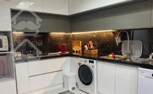 ۹۳متر » ساخت ۹۷ »طبقه ۵ جلو »۱۰ واحد » خیابان زمزم