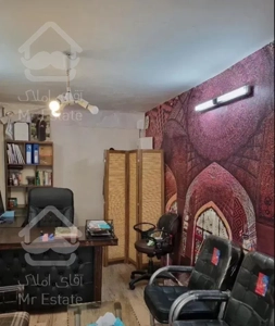 مغازه ۱۶ متری بر اصلی