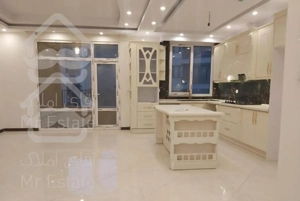 ۹۴ مترکلید نخورده ، فلکه دوم شهران، شیک و نورگیر