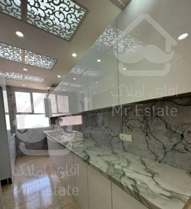 ۴۵ متر فول امکانات در جی