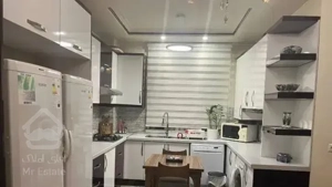 60 متری خوش نقشه 2 خواب تمیز