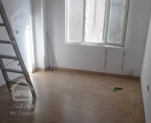 ۱۴۵متری کوهک چیتگر