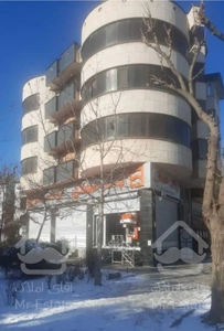 اپارتمان ۱۶۵ متر ۳ خوابه بر بلوار اصلی مهرشهر فاز۱