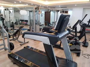 واحد ۱۵۰ متری بزرگ