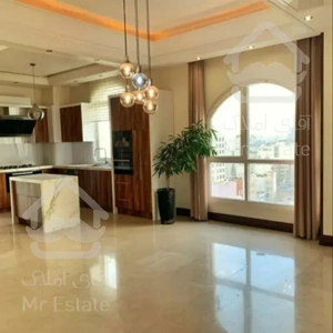 ۲۰۰ متر نیاوران فول