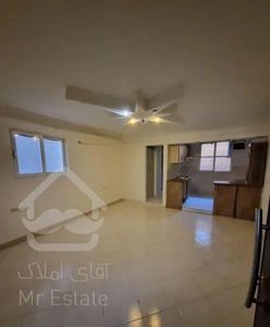 ۷۰ متری یکخوابه شرقی ها