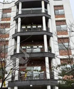 آپارتمان ۱۳۰متری ۲خوابه