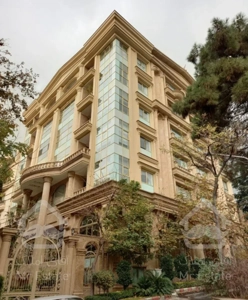 ۱۶۰ متر ۳ خ خوش نقشه/۲پارکینگ/بالکن بزرگ/ نیاوران