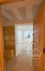 محمودیه/ ۱۳۰ متر / طبقه آخر جنوبی